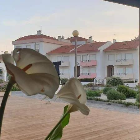 Boa Onda Gasthuis Atouguia Da Baleia