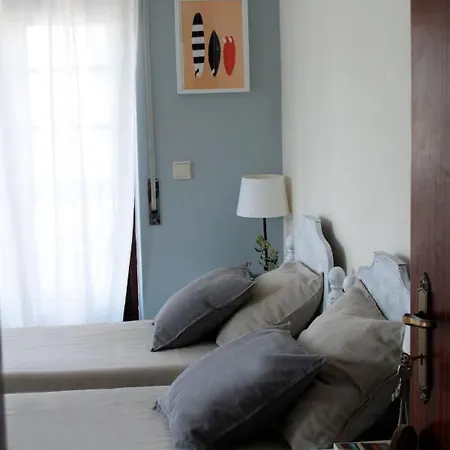 Boa Onda Atouguia Da Baleia